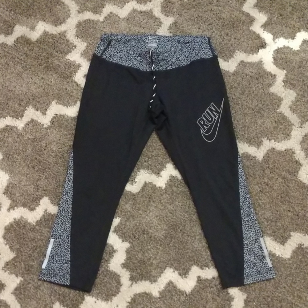 Nile Capris